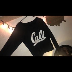 Cali sweater (no hood)